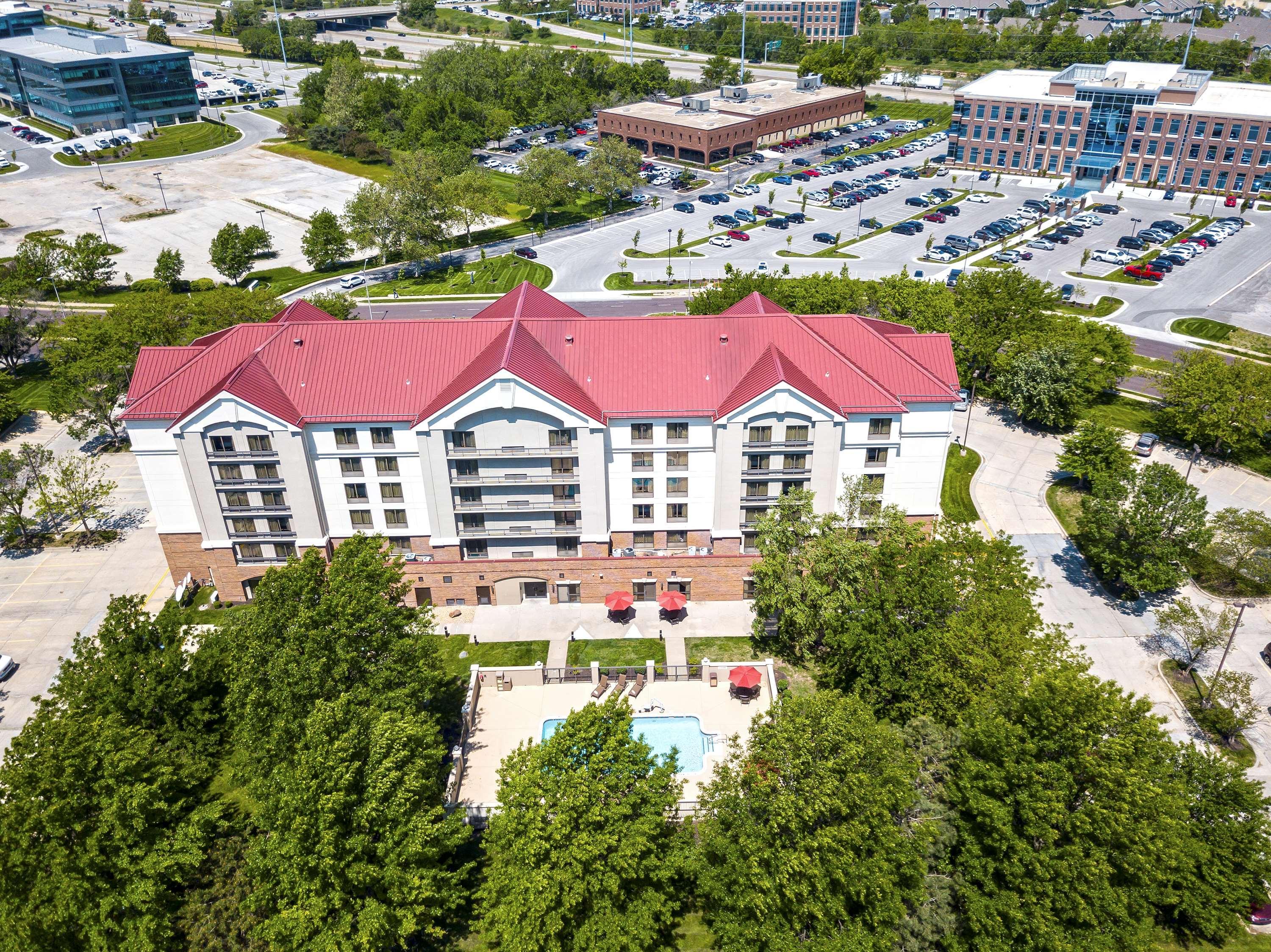 Hyatt Place Kansas City/Overland Park/Convention Center Exterior photo
